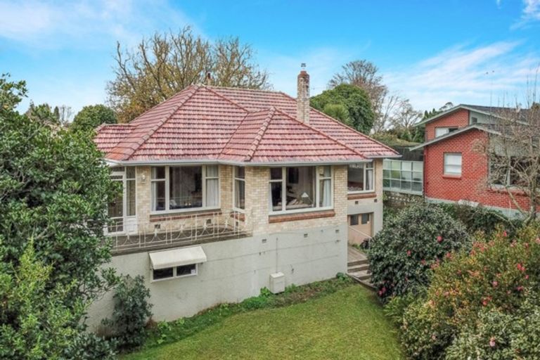 Photo of property in 11 Ingleton Terrace, Fairfield, Hamilton, 3214