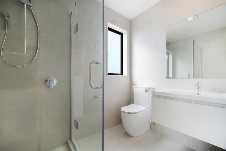 Photo of property in 36 Waipuhinui Way, Wiri, Auckland, 2104