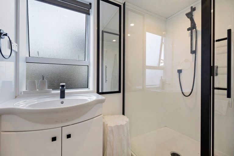 Photo of property in 13 Argyle Place, Arrowtown, 9302