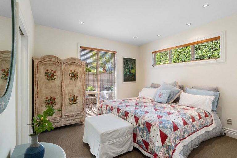 Photo of property in 101 Aikmans Road, Merivale, Christchurch, 8014