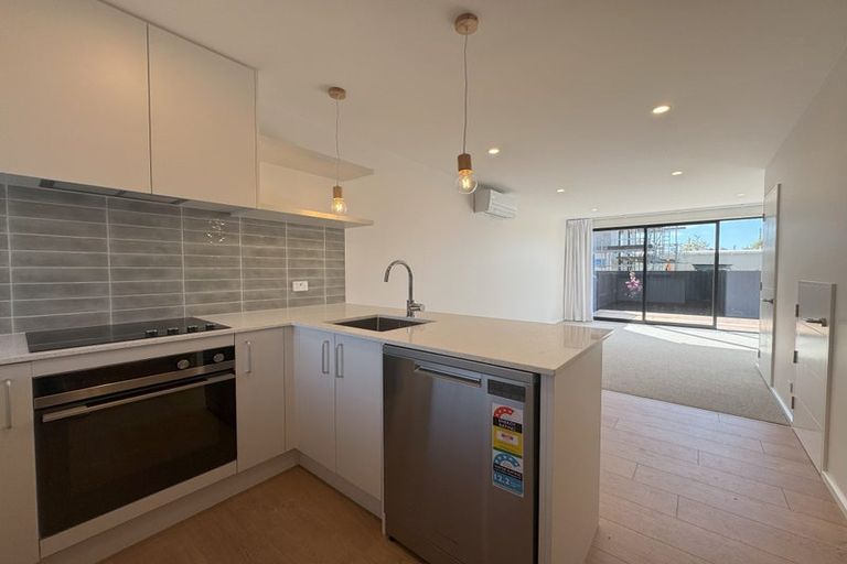 Photo of property in 1/335 Gloucester Street, Christchurch Central, Christchurch, 8011
