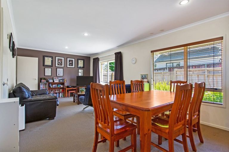 Photo of property in 69a Vincent Street, Howick, Auckland, 2014
