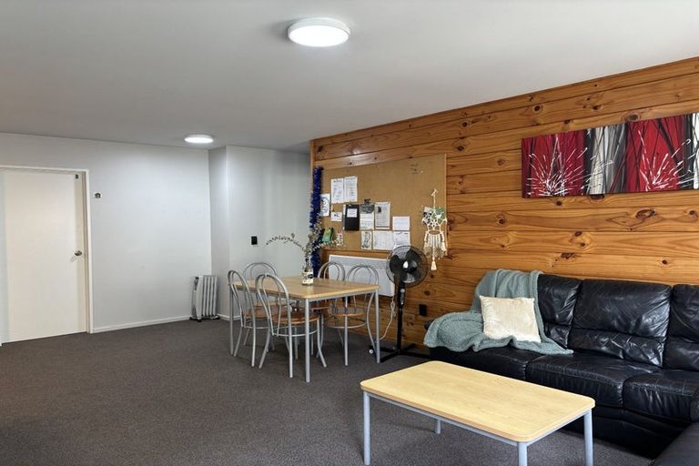 Photo of property in Basin Reserve Complex, 67/4 Sussex Street, Mount Cook, Wellington, 6021