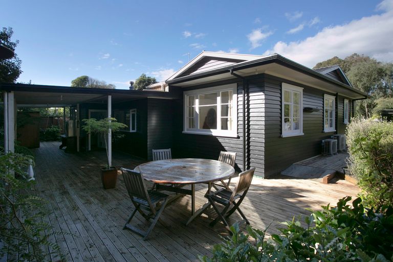 Photo of property in 29 Rereahu Avenue, Hatepe, Turangi, 3382