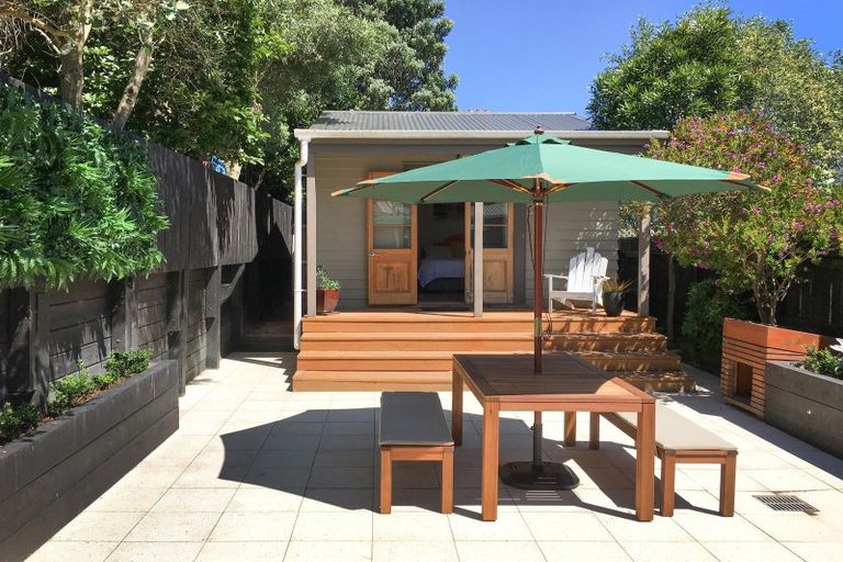 Photo of property in 63 Herald Street, Berhampore, Wellington, 6023