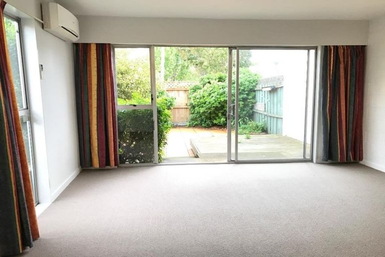 Photo of property in 2/12 Berry Street, St Albans, Christchurch, 8014