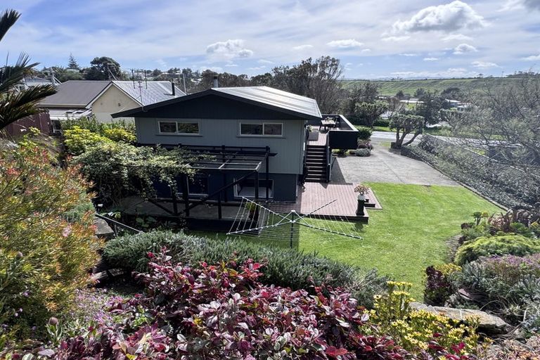 Photo of property in 35 Bedford Street, Patea, 4520