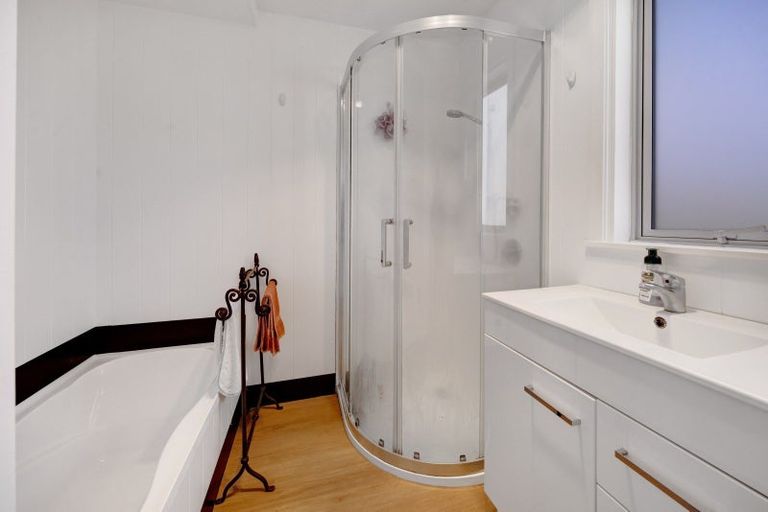 Photo of property in 43 Celia Street, Stratford, 4332