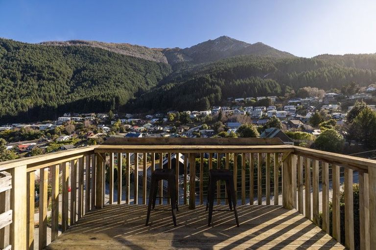 Photo of property in 225a Fernhill Road, Sunshine Bay, Queenstown, 9300