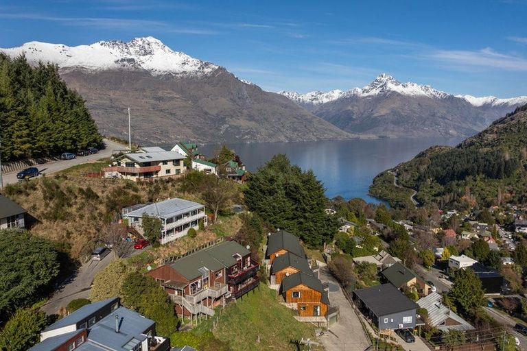 Photo of property in 225a Fernhill Road, Sunshine Bay, Queenstown, 9300