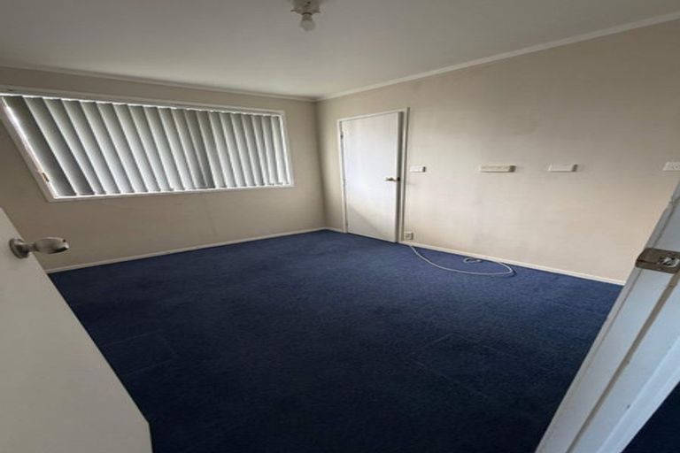 Photo of property in 16 Antalya Place, Manurewa, Auckland, 2102