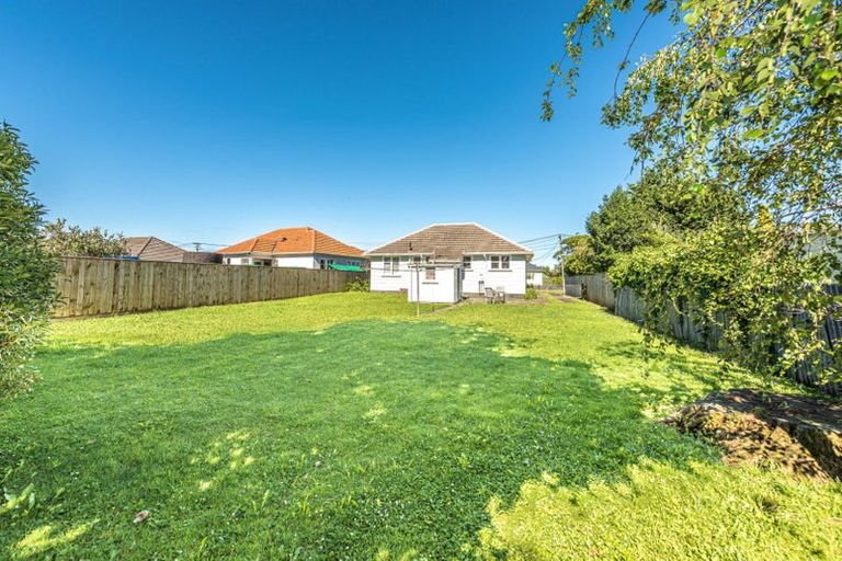 Photo of property in 1 Matarawa Street, Whanganui East, Whanganui, 4500