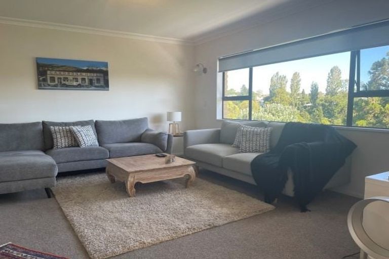 Photo of property in 73 Sutherland Road, Brookfield, Tauranga, 3110