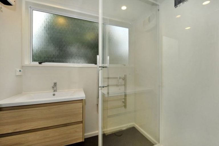 Photo of property in 67 Vincent Place, Opawa, Christchurch, 8023