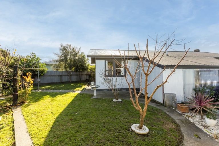 Photo of property in 51 Coventry Avenue, Tamatea, Napier, 4112