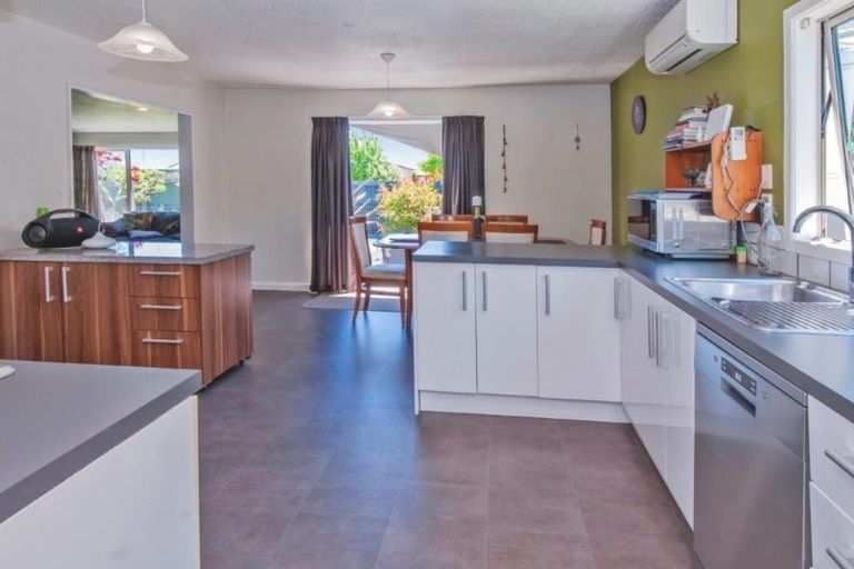 Photo of property in 6 King Street, Doyleston, 7682