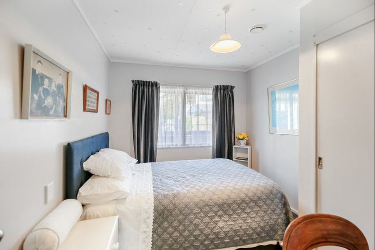 Photo of property in 21a Chester Street, Levin, 5510