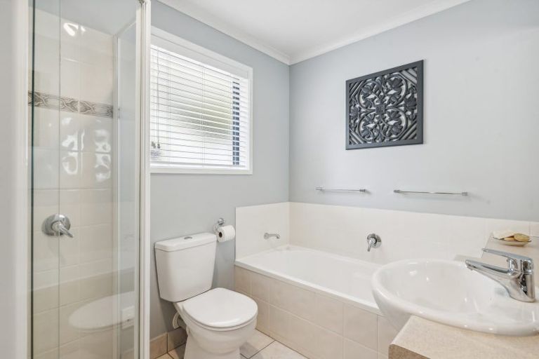 Photo of property in 21/262 Centreway Road, Orewa, 0931