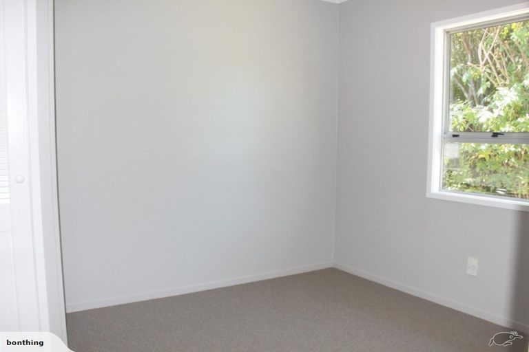 Photo of property in 11 Glenbury Place, Massey, Auckland, 0614