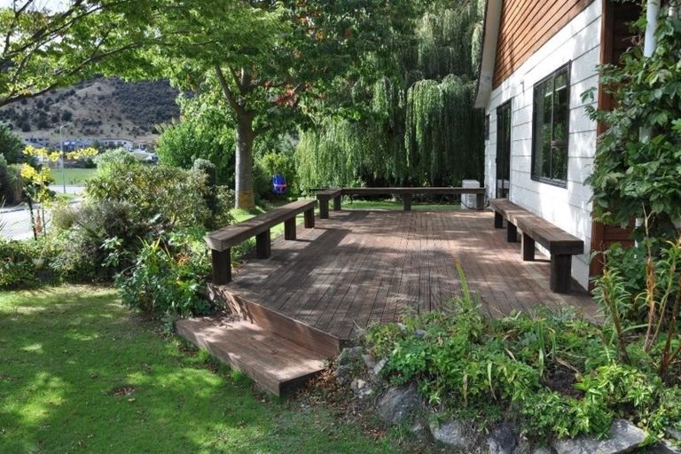 Photo of property in 24 Rob Roy Lane, Wanaka, 9305