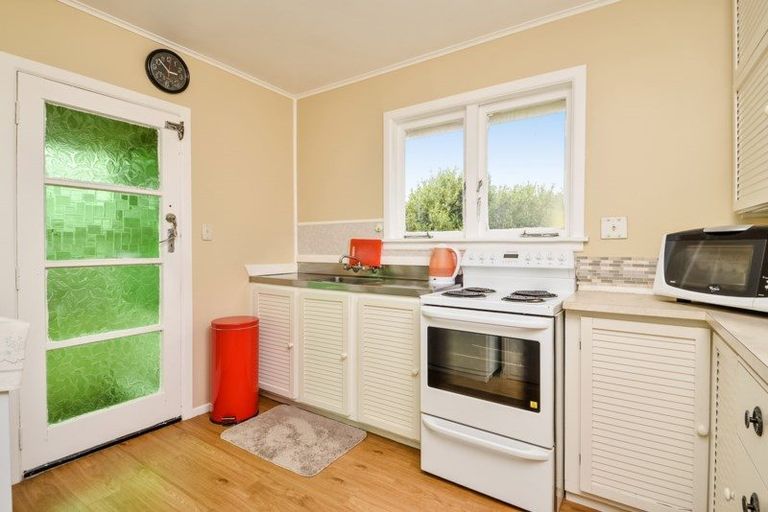 Photo of property in 3/8 Jennifer Place, Papatoetoe, Auckland, 2025