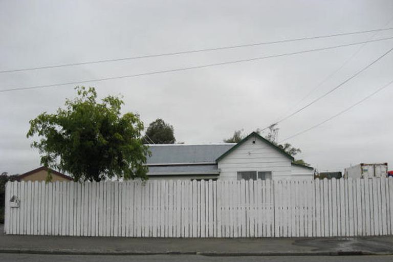 Photo of property in 123 Mcmurdo Street, Tinwald, Ashburton, 7700