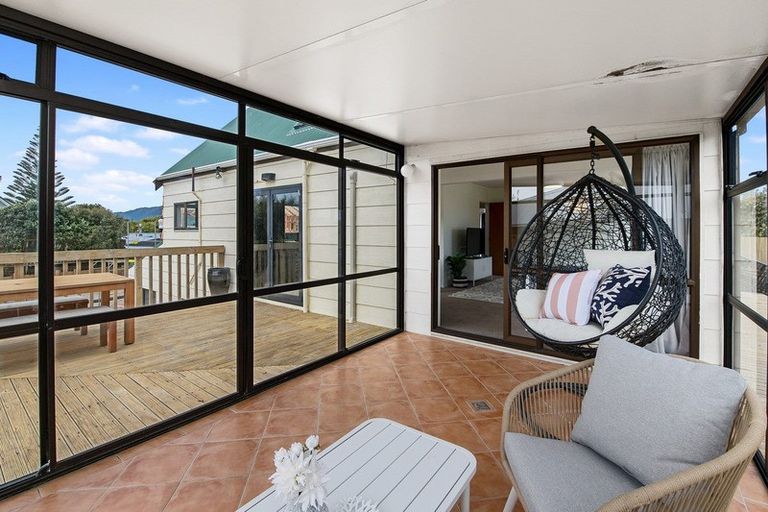 Photo of property in 189 Tutere Street, Waikanae Beach, Waikanae, 5036