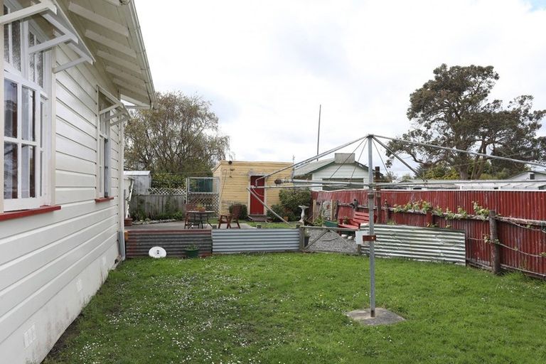 Photo of property in 16 Rira Street, Marton, 4710