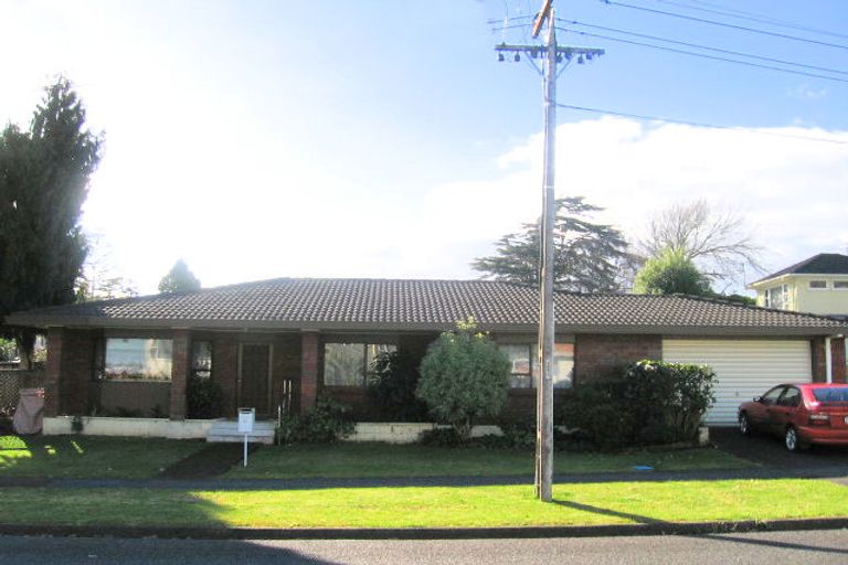 Photo of property in 2/59 Youngs Road, Papakura, 2110