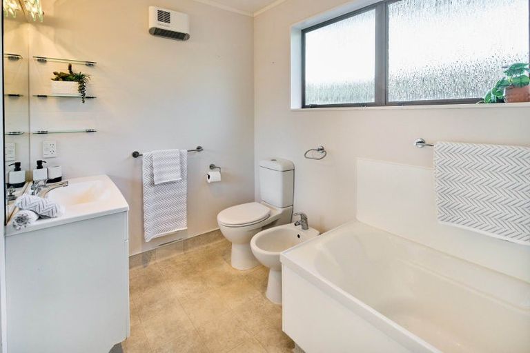 Photo of property in 2/3 Mahoe, Hutt Central, Lower Hutt, 5010