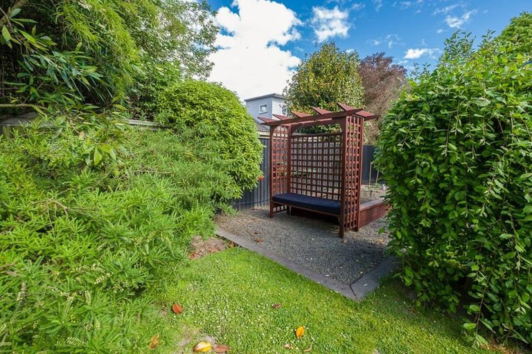 Photo of property in 72 Woodbury Street, Russley, Christchurch, 8042