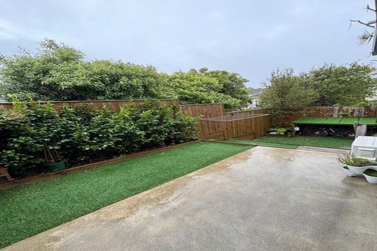 Photo of property in 4/210 Karori Road, Karori, Wellington, 6012