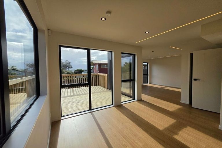 Photo of property in 18f Sunnyhill Crescent, Sunnyhills, Auckland, 2010