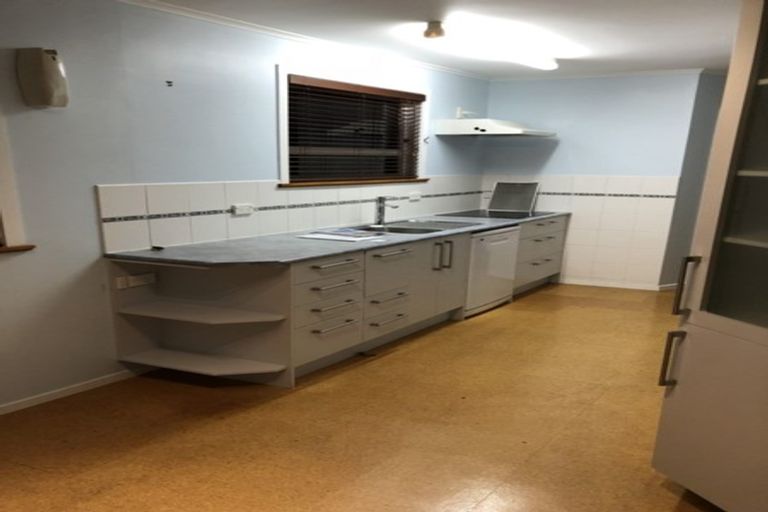 Photo of property in 16 Jillian Drive, Ranui, Auckland, 0612