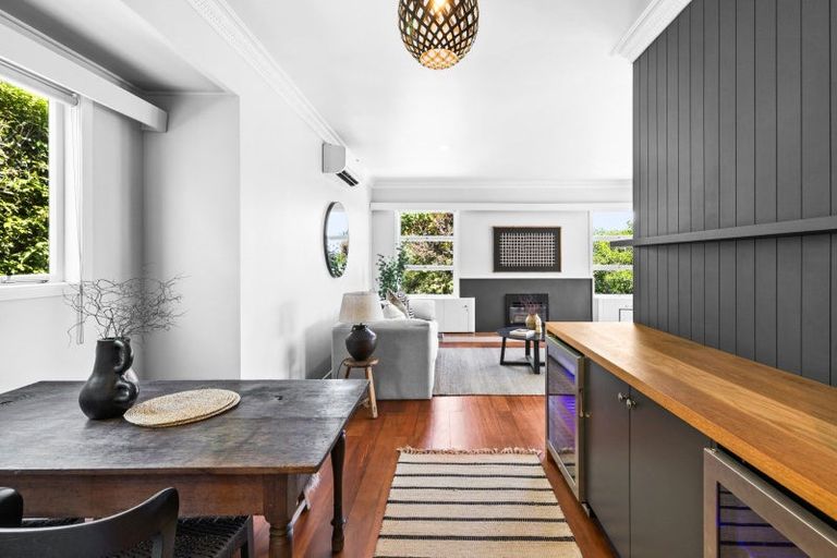 Photo of property in 43 Tanner Street, Havelock North, 4130