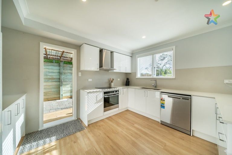 Photo of property in 110 Manuka Street, Stokes Valley, Lower Hutt, 5019