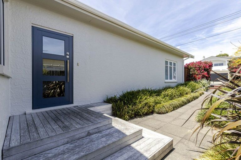 Photo of property in 40 Gaine Street, New Plymouth, 4310