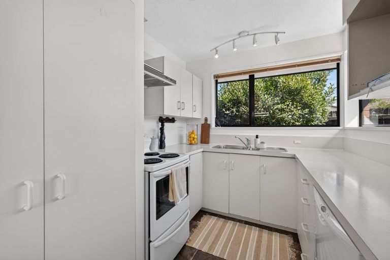 Photo of property in 2/17 Stourbridge Street, Spreydon, Christchurch, 8024