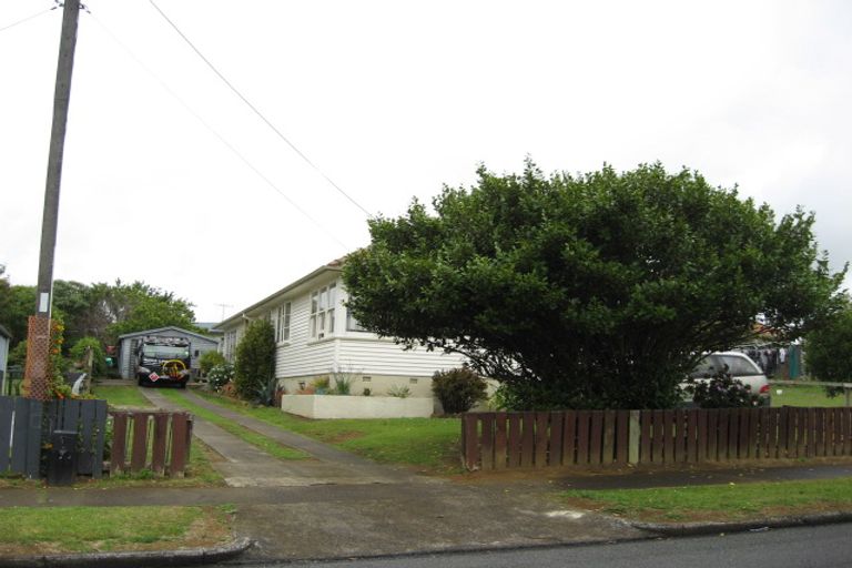 Photo of property in 3 Montgomery Avenue, Pukekohe, 2120