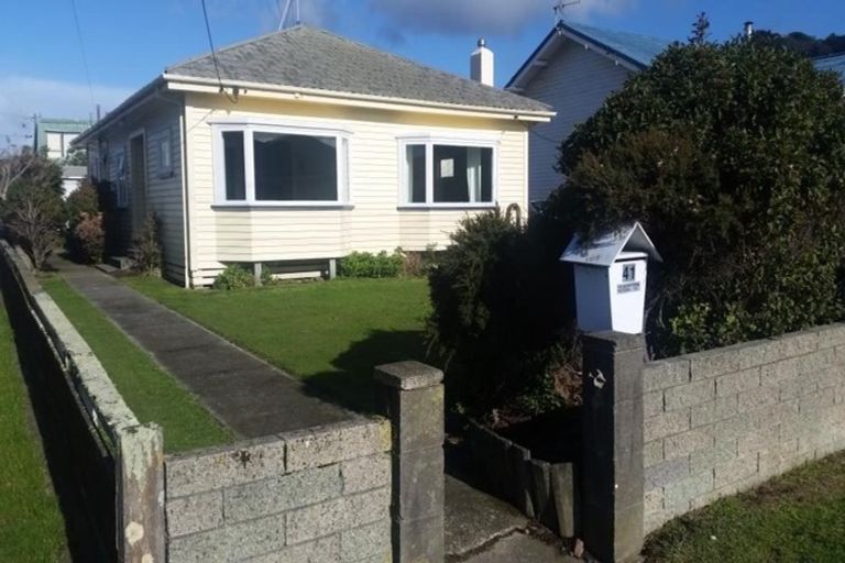 Photo of property in 41 Kemp Street, Kilbirnie, Wellington, 6022