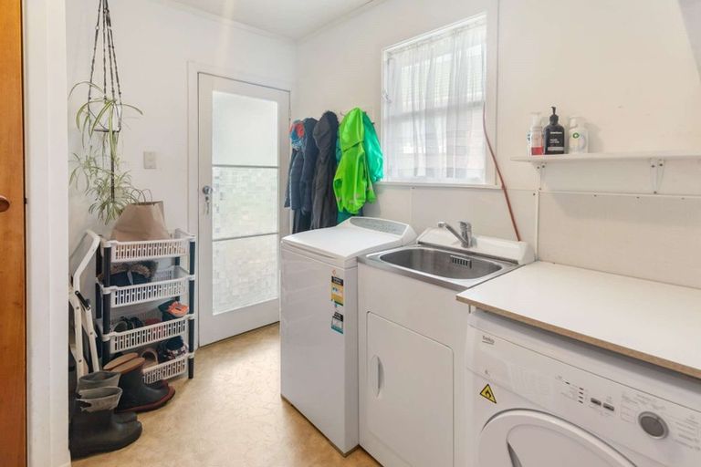 Photo of property in 184 Puriri Street, Castlecliff, Whanganui, 4501