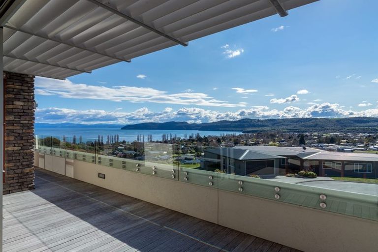 Photo of property in 10 Kittyhawk Drive, Kinloch, Taupo, 3377