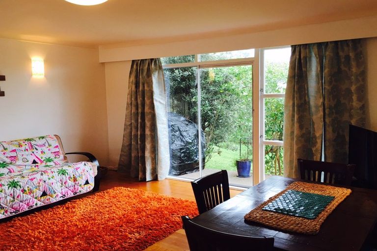 Photo of property in 3/449 Beach Road, Mairangi Bay, Auckland, 0630