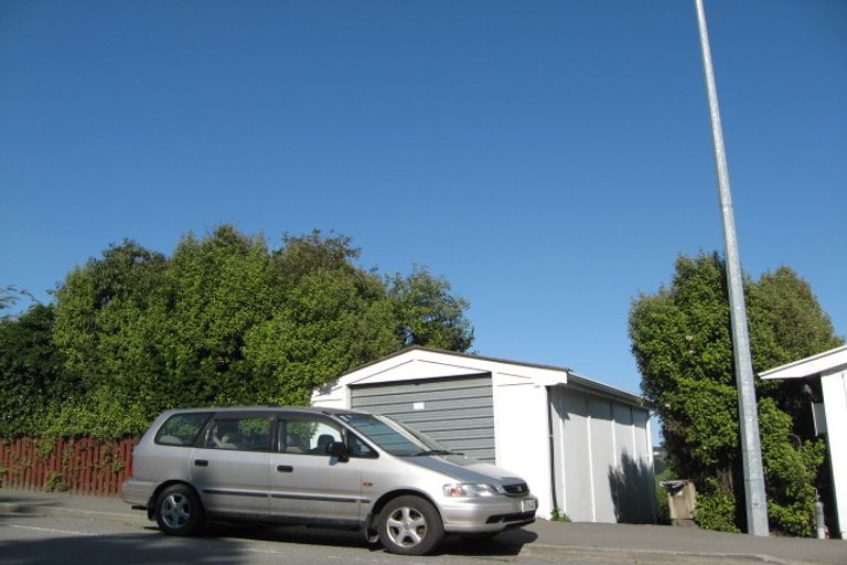 Photo of property in 128 Dyers Pass Road, Cashmere, Christchurch, 8022