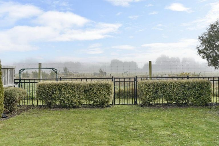 Photo of property in 34 Helmore Street, Rangiora, 7400