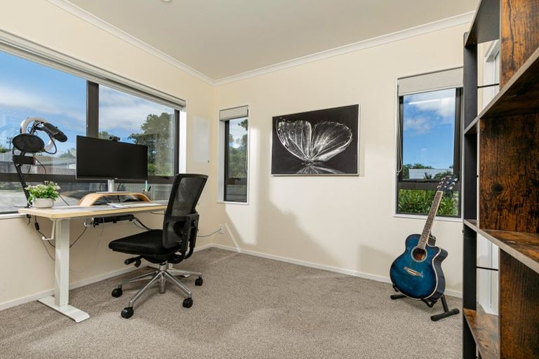 Photo of property in 469a Swanson Road, Ranui, Auckland, 0612