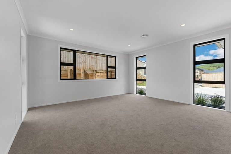 Photo of property in 35b Leathem Crescent, Pokeno, 2402