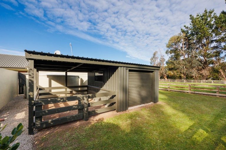 Photo of property in 408 Aranui Road, Kairanga, Palmerston North, 4475