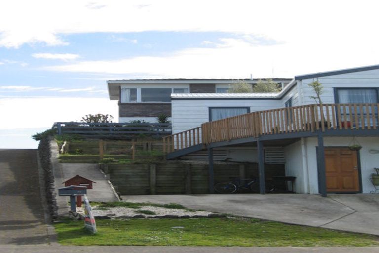 Photo of property in 62 Corinna Street, Welcome Bay, Tauranga, 3112