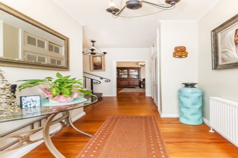 Photo of property in 43 Tireti Road, Titahi Bay, Porirua, 5022